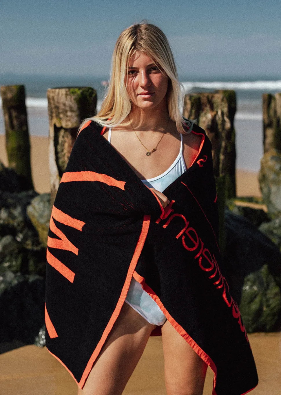 Serviette de bain WIPE - ORANGE FLUO & NOIR